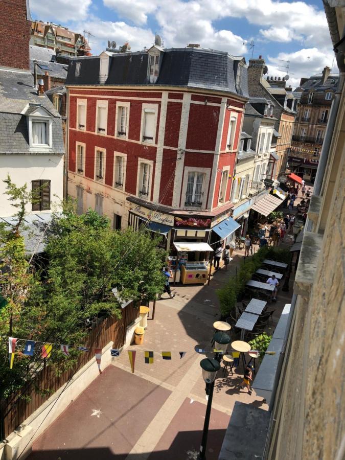 2 Pieces- Rue Pietonne Trouville -Le Petit Juliana מראה חיצוני תמונה